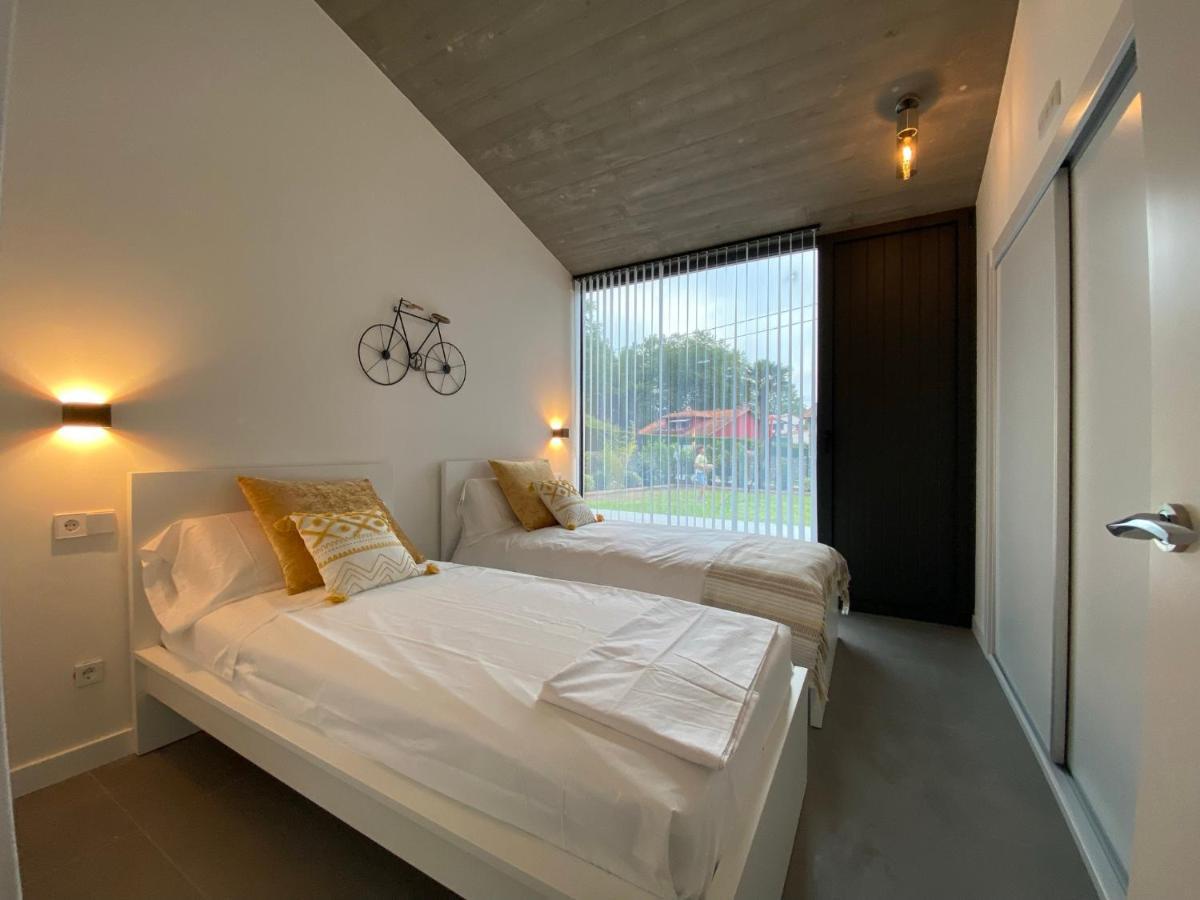 La Casa De Hierba - Casa De Campo De Diseno Con Jardin Y Wifi Cerca De Las Playas De Llanes Eksteriør billede